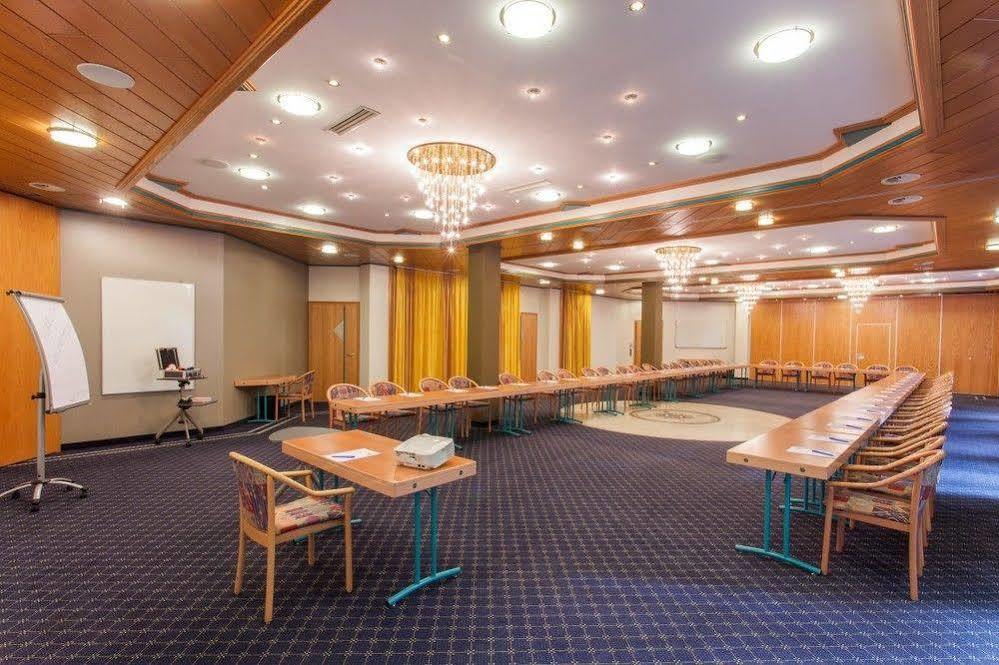 Dorf Alm Willingen Hotel Willingen  Ngoại thất bức ảnh